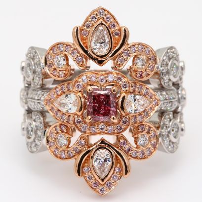The Ninas Sovereign Crescendo Exhibition 2PR Argyle certified pink diamond jacket and engagement ring set