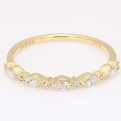 Calyx marquise and round-cut white diamond stackable ring