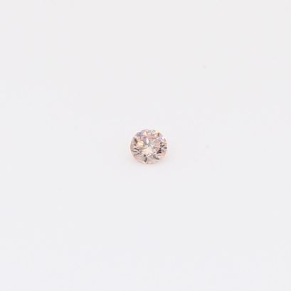 0.035 Carat round-cut Argyle intense pink champagne diamond