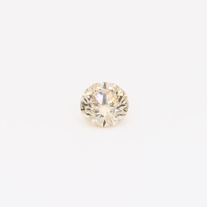 0.23 Carat round-cut champagne diamond