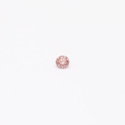 0.035 Carat round-cut FIP Argyle pink diamond