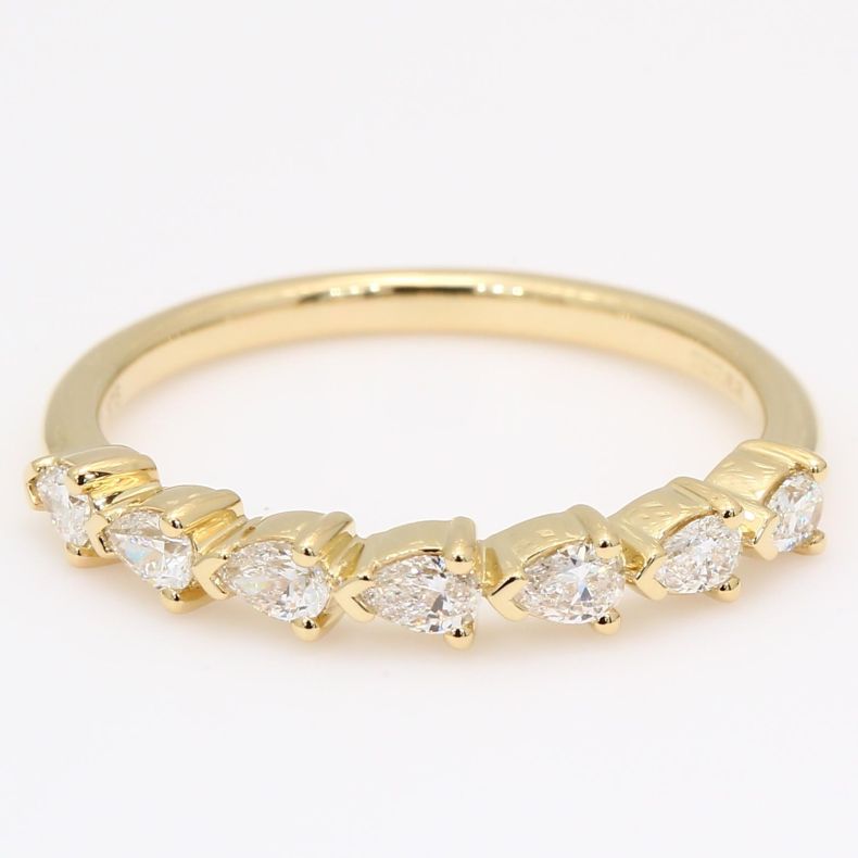 Forelle pear-cut white diamond stackable ring