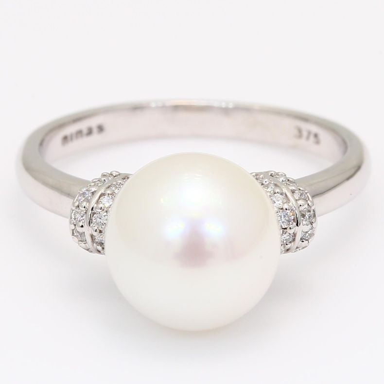 Alabaster white South Sea pearl and white diamond ring