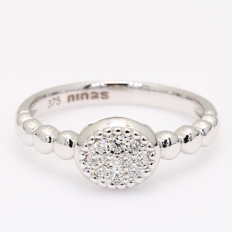 Antlia white diamond cluster ring