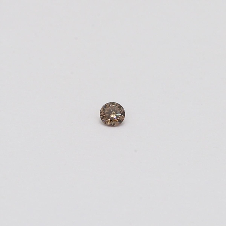 0.03 Carat round cut champagne diamond