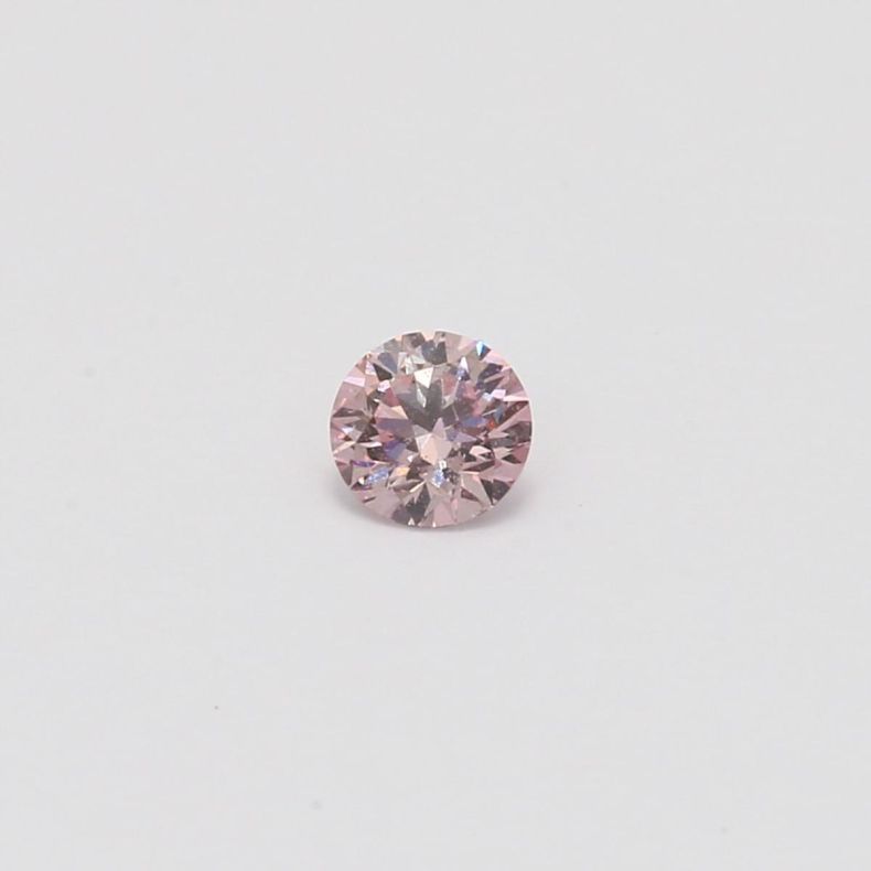0.24 Carat round-cut 7P certified Argyle pink diamond
