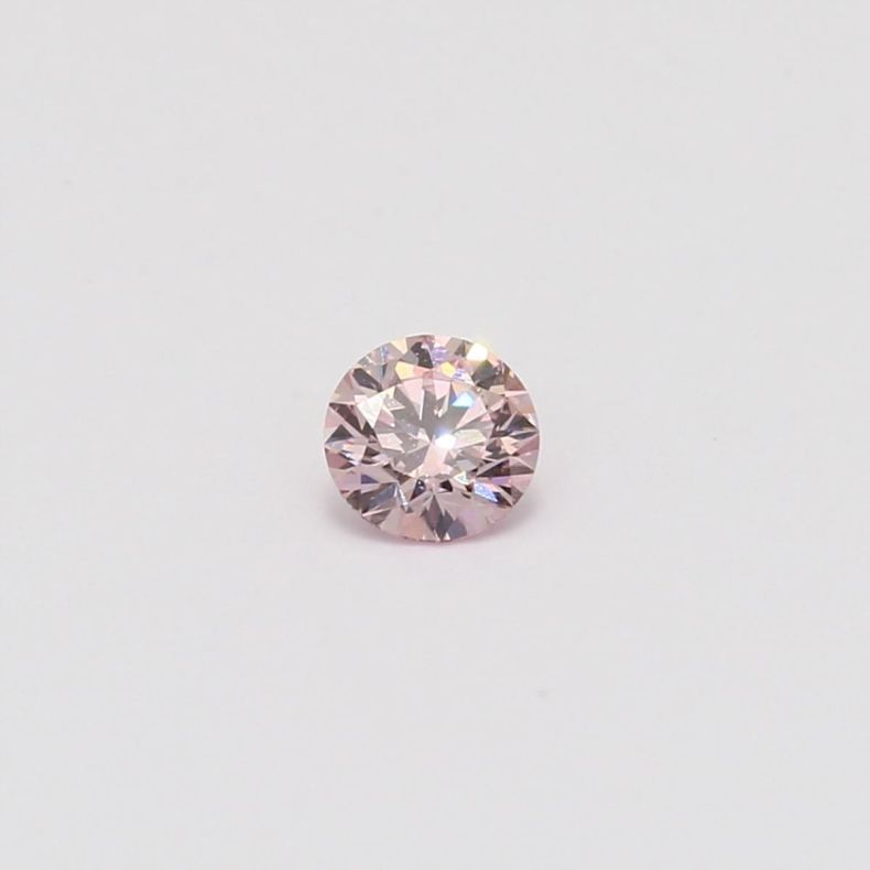 0.28 Carat round-cut 7P certified Argyle pink diamond